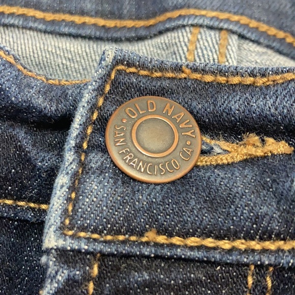Old Navy Jeans - Picture 6 of 6